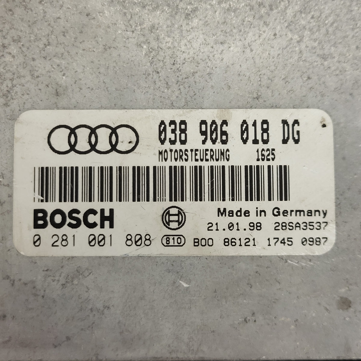 VW GOLF 4 1.9 ECU / 038906018DG / 0281001846 / 0281001808 / BOSCH - B10-17 - 2