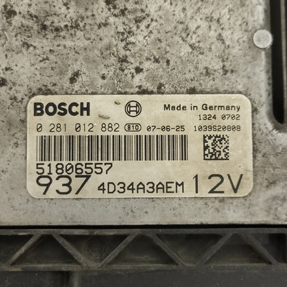 ALFA ROMEO GT ECU / 0281012882 / 51806557 / BOSCH - B10-23 - 2