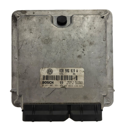 VW PASSAT ECU / 038906019A / 0281001691 / BOSCH - B11-02 - 1