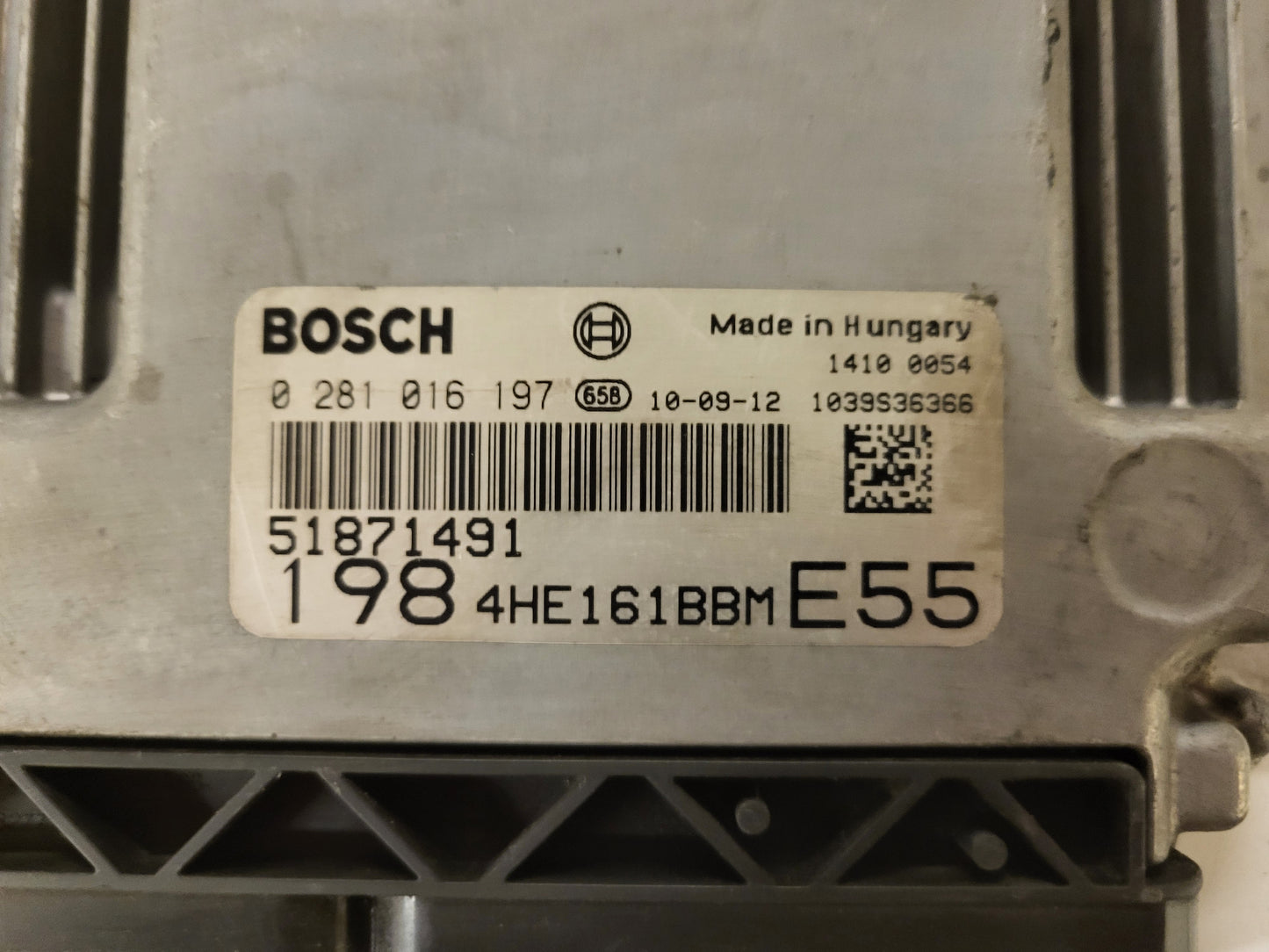 FIAT BRAVO ECU / 0281016197 / 51871491 / 1039S36366 / BOSCH