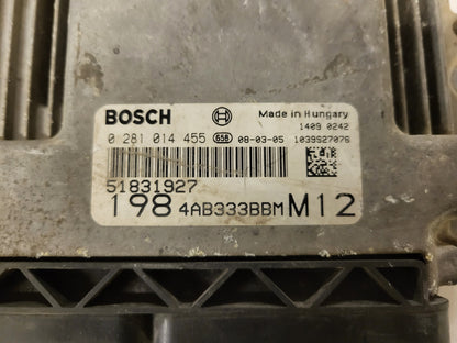 VW GOLF ECU / 06A906018CL / 0261206076 / BOSCH