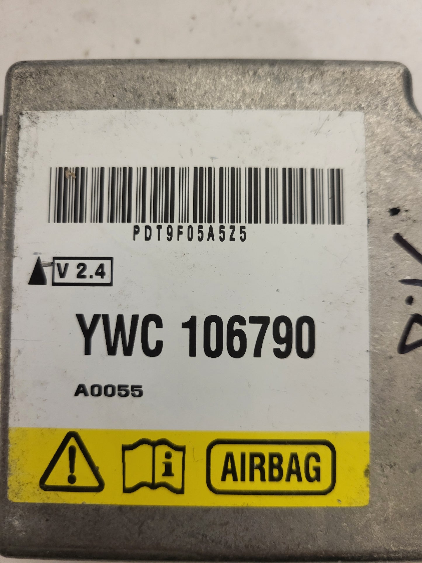 ROVER 75 ECU MODULE / YWC106790 / YWC 106790 / C2.4