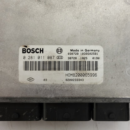 VOLVO S40 V40 ECU / 0281011087 / HOM8200065996 / 8200233343 / BOSCH
