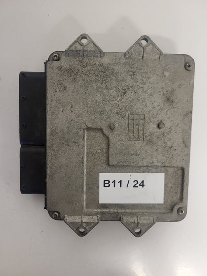FIAT PUNTO ECU / MJD 6JF.P3 / 55195817 / HW1BM / 71600.053.00 / MAGNETI MARELLI
