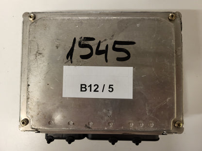 VW PASSAT ECU / 8D0907558B / 0261204774 / BOSCH