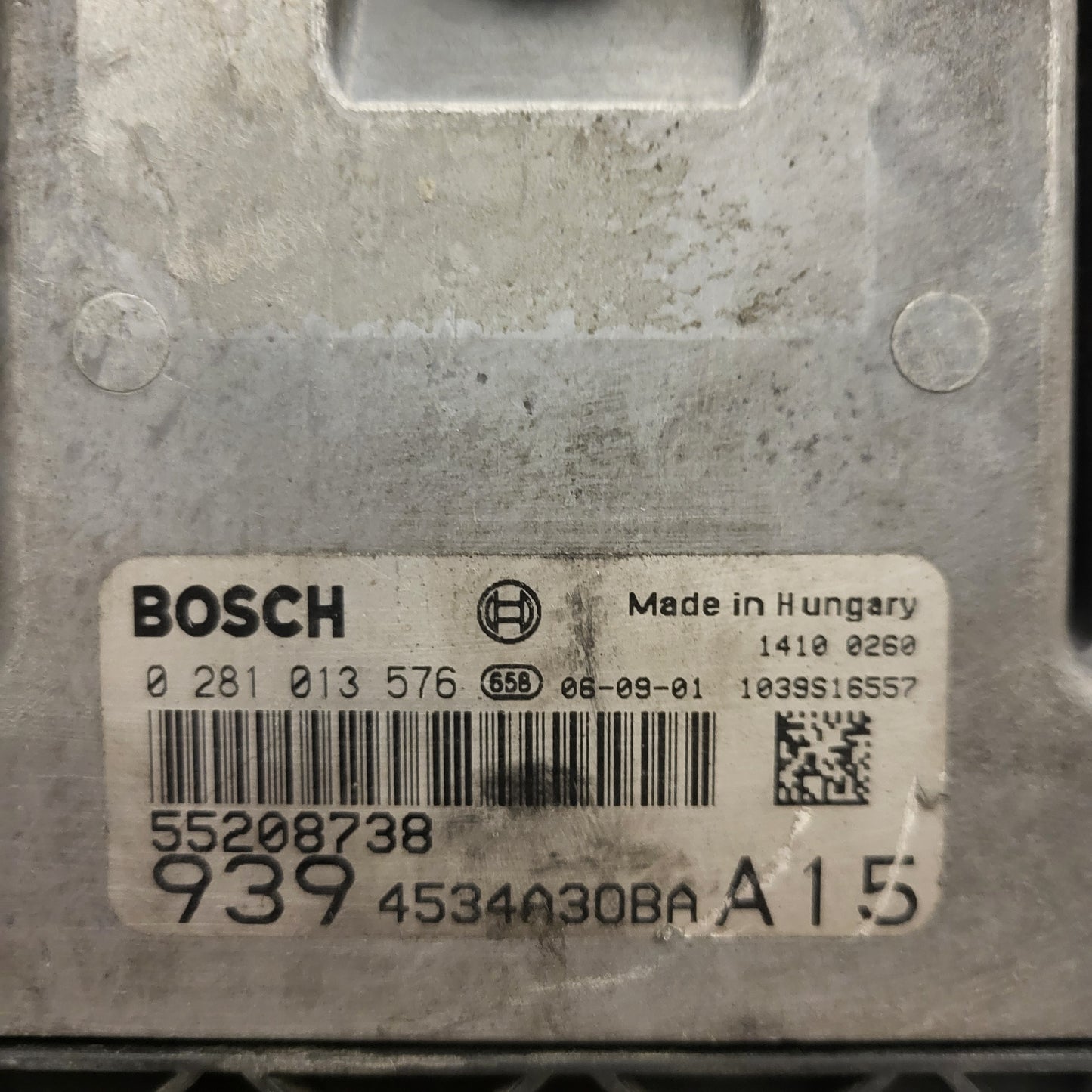ALFA ROMEO 159 ECU / 0281013576 / 55208738 / BOSCH