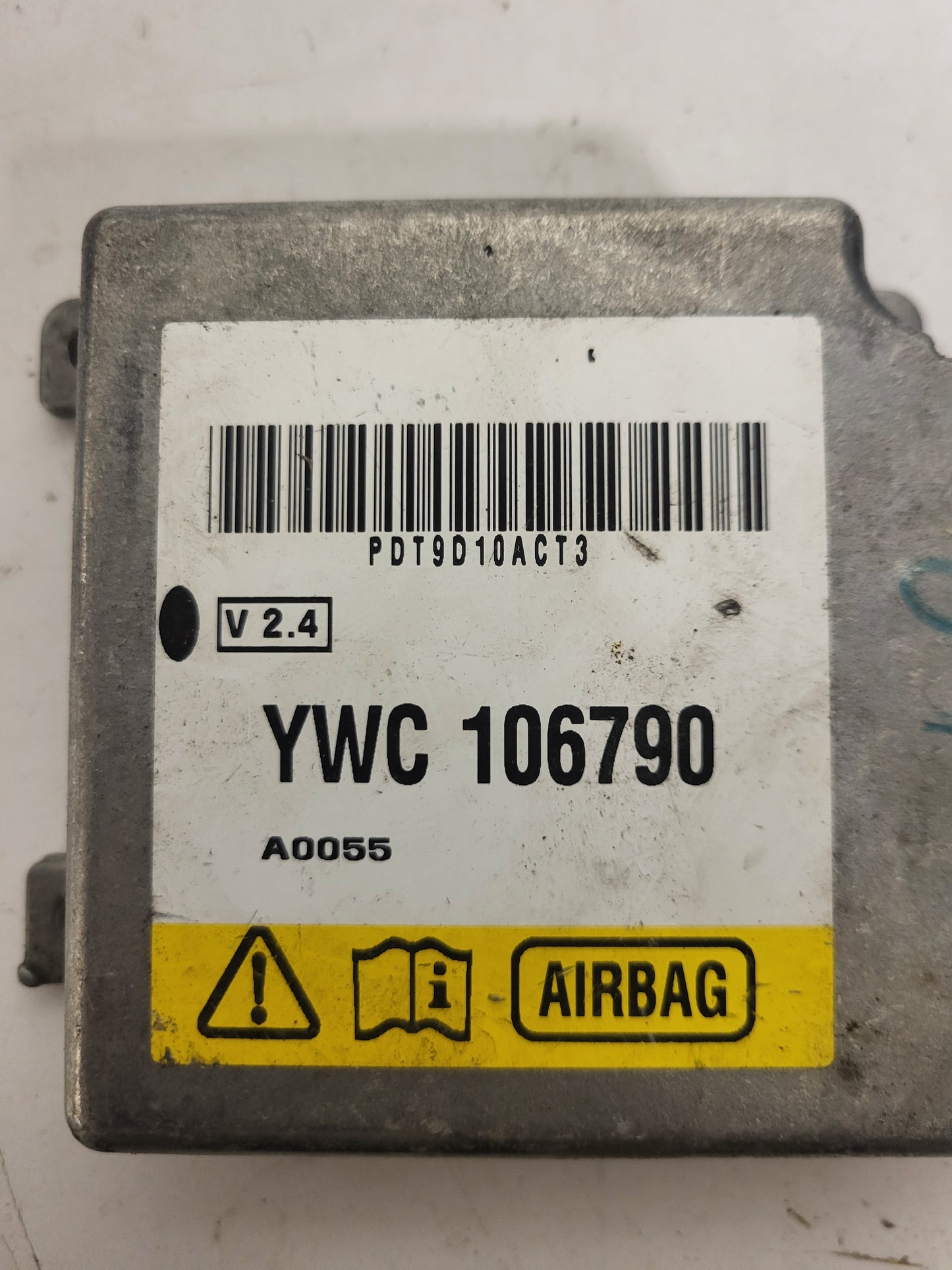 ROVER 75 ECU MODULE / YWC106790 / YWC 106790 / C2.4
