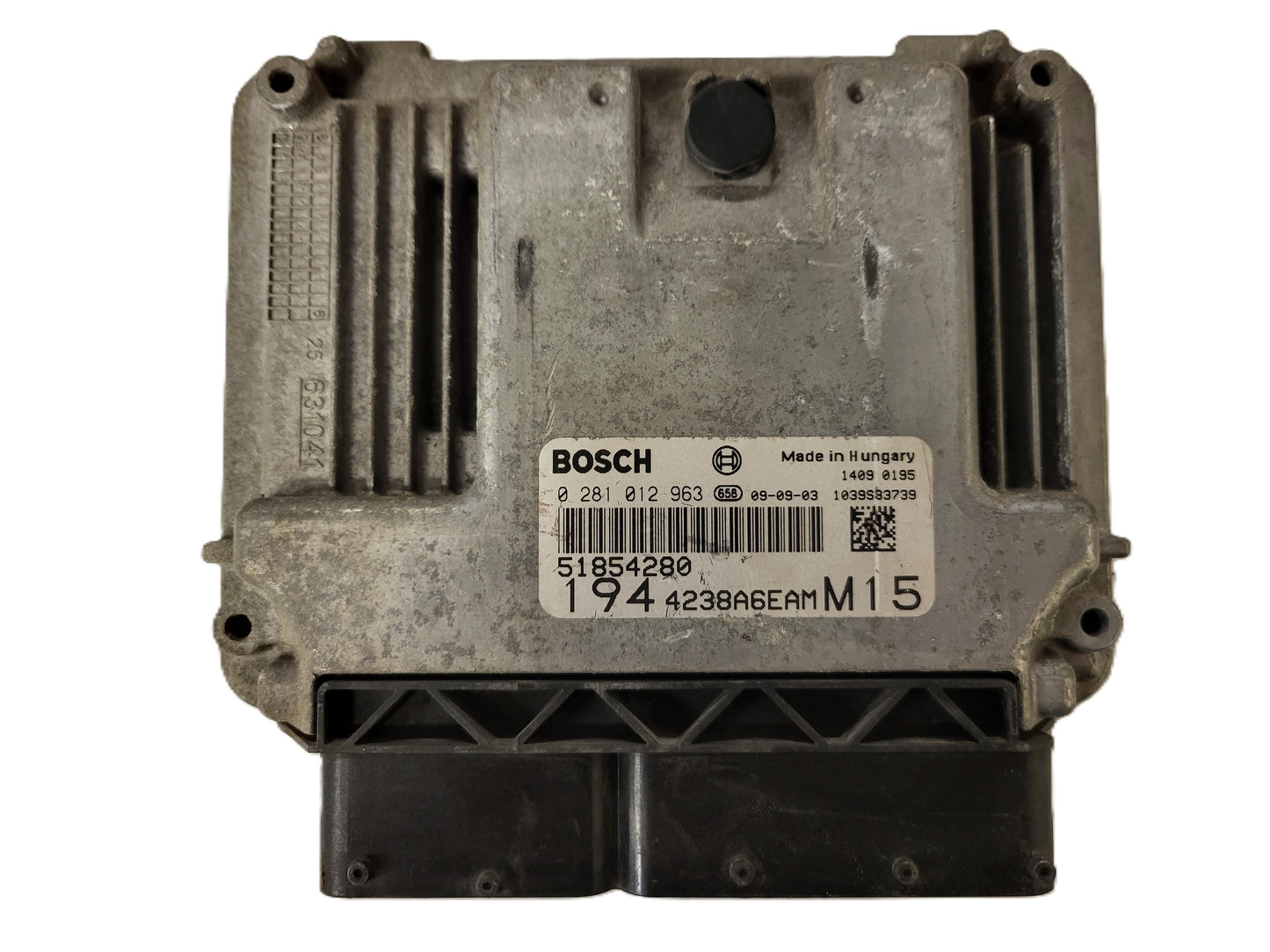 FIAT CROMA 1.9 JTD ECU / 0281012963 / 51854280 / 1039S83739 / BOSCH