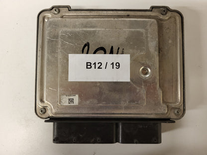 FIAT CROMA 1.9 JTD ECU / 0281012963 / 51854280 / 1039S83739 / BOSCH