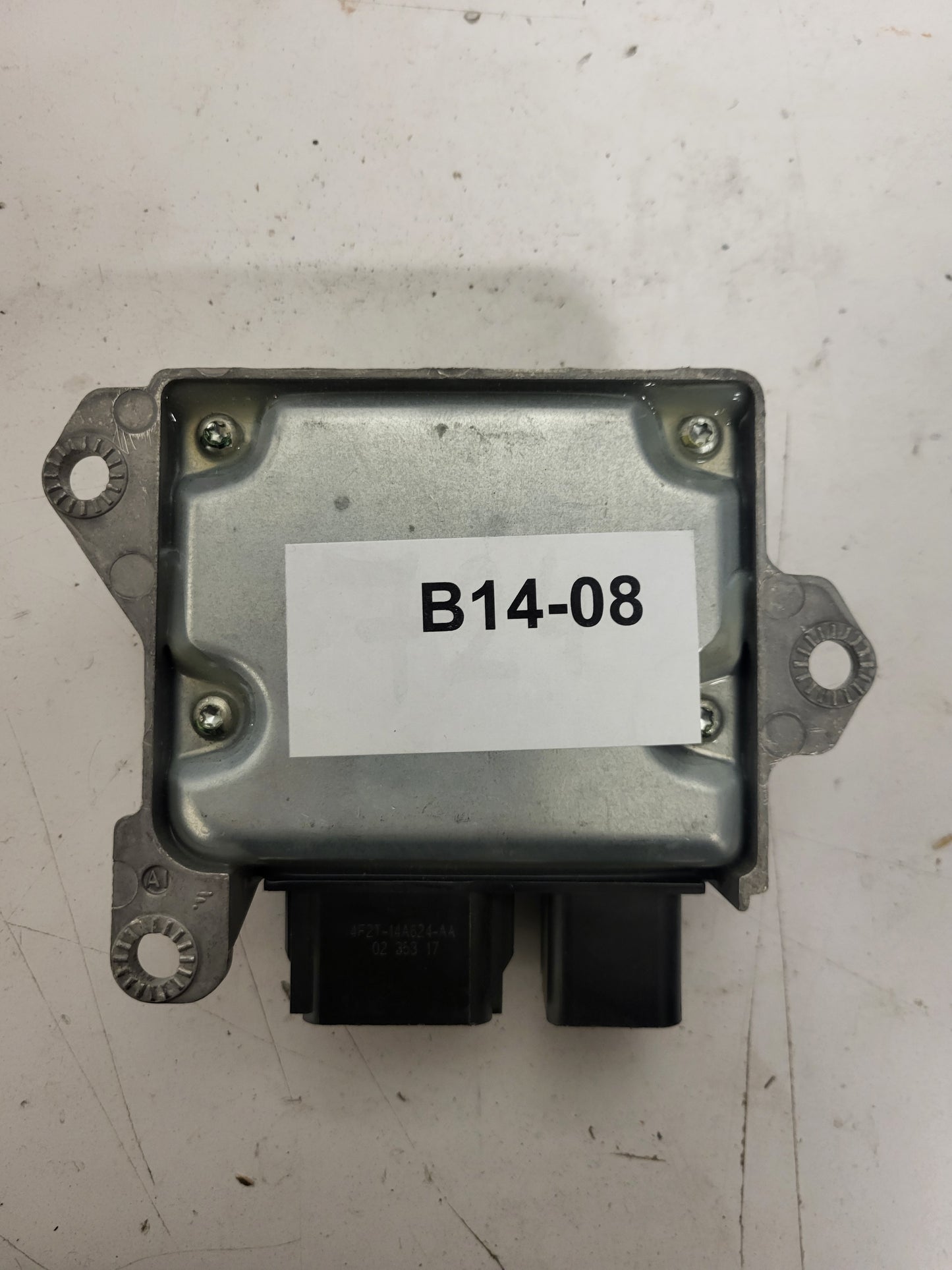 FORD MONDEO MK3 ECU MODULE / 4S7T-14B056-AC / 4S7T14B056AC / CD132