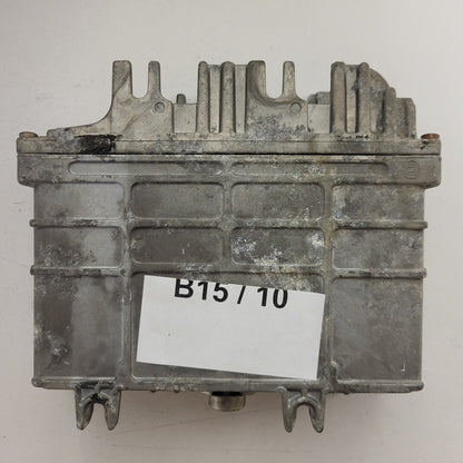 VW POLO 6N ECU / 030906027P / 0261203914/915 / BOSCH
