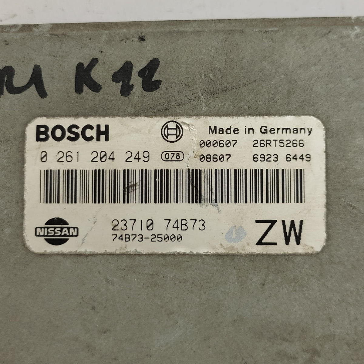 NISSAN MICRA ECU / 0261204249 / 23710 74B72 / 74B72-25000 / 2371074B72 / BOSCH - B16-06 - 2