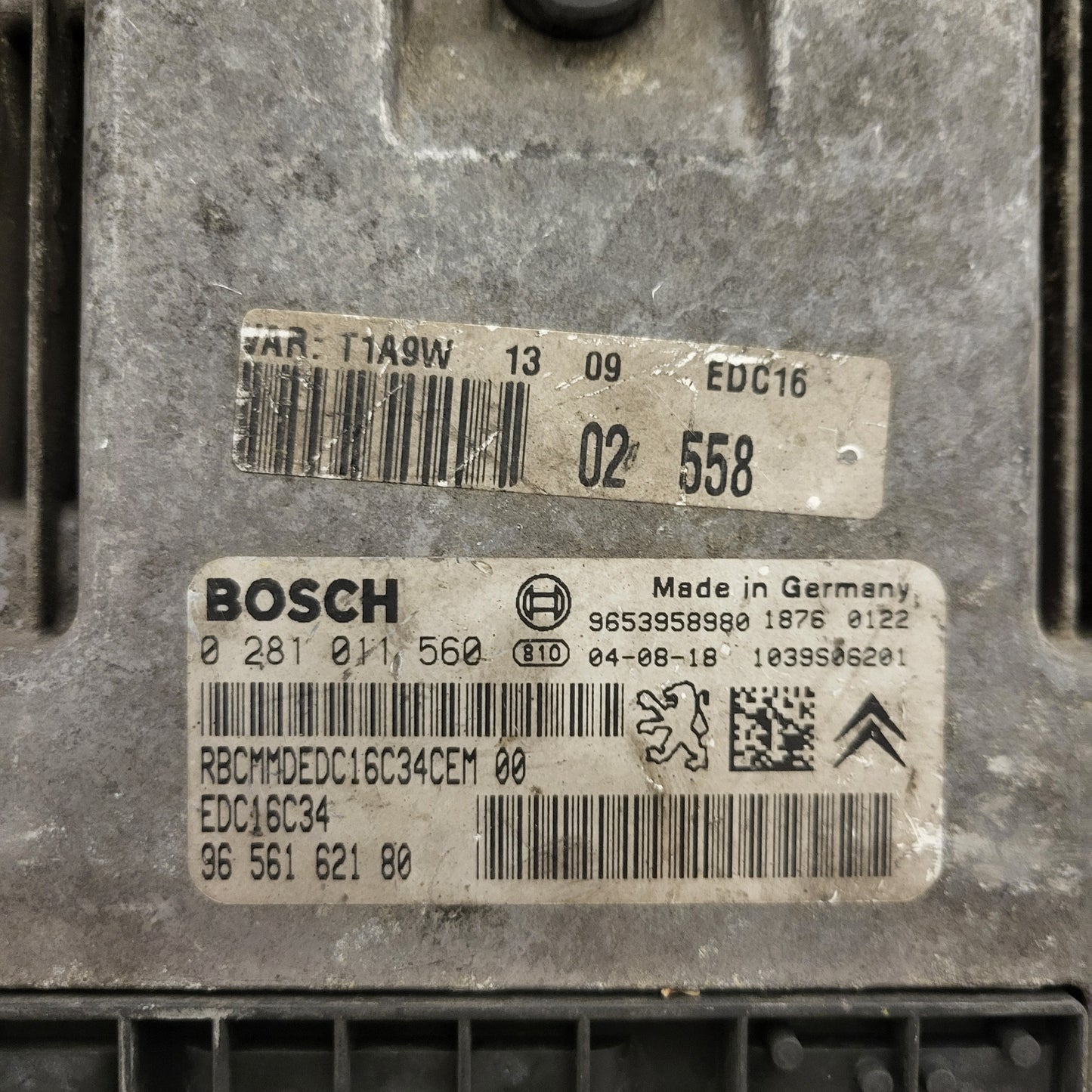 PEUGEOT CITROEN ECU / 0281011560 / 9656162180 / EDC16C34 / BOSCH