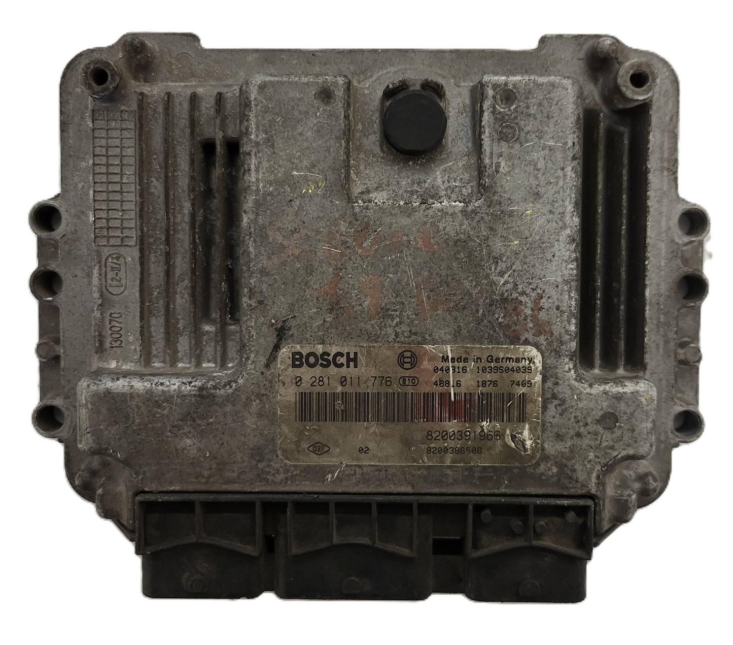 Renault 1.9DCI ECU / 0281011776 / 8200391966 / 8200386508 / BOSCH