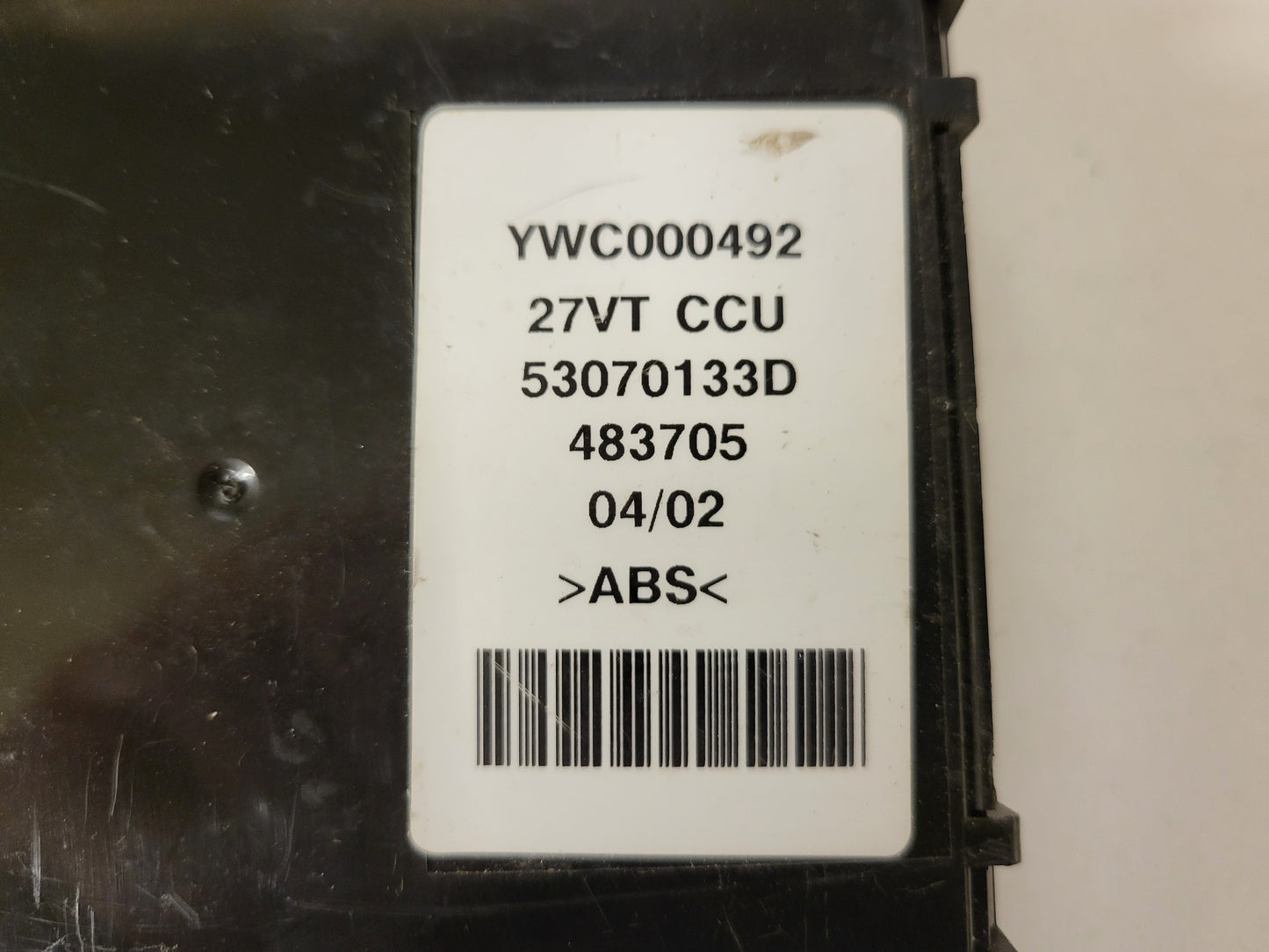LAND ROVER / YWC000492 / 53070133D / BODY CONTROL UNIT MODULE BCU BCM