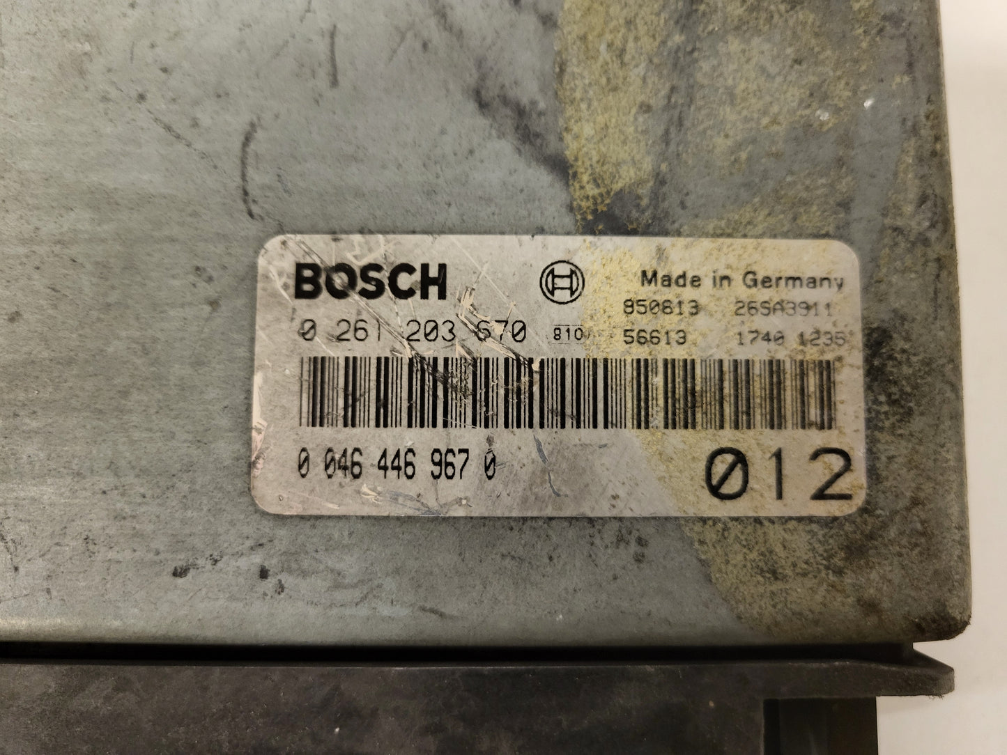 LANCIA ECU / 0261203670 / 00464469670 / 26SA3911 / BOSCH