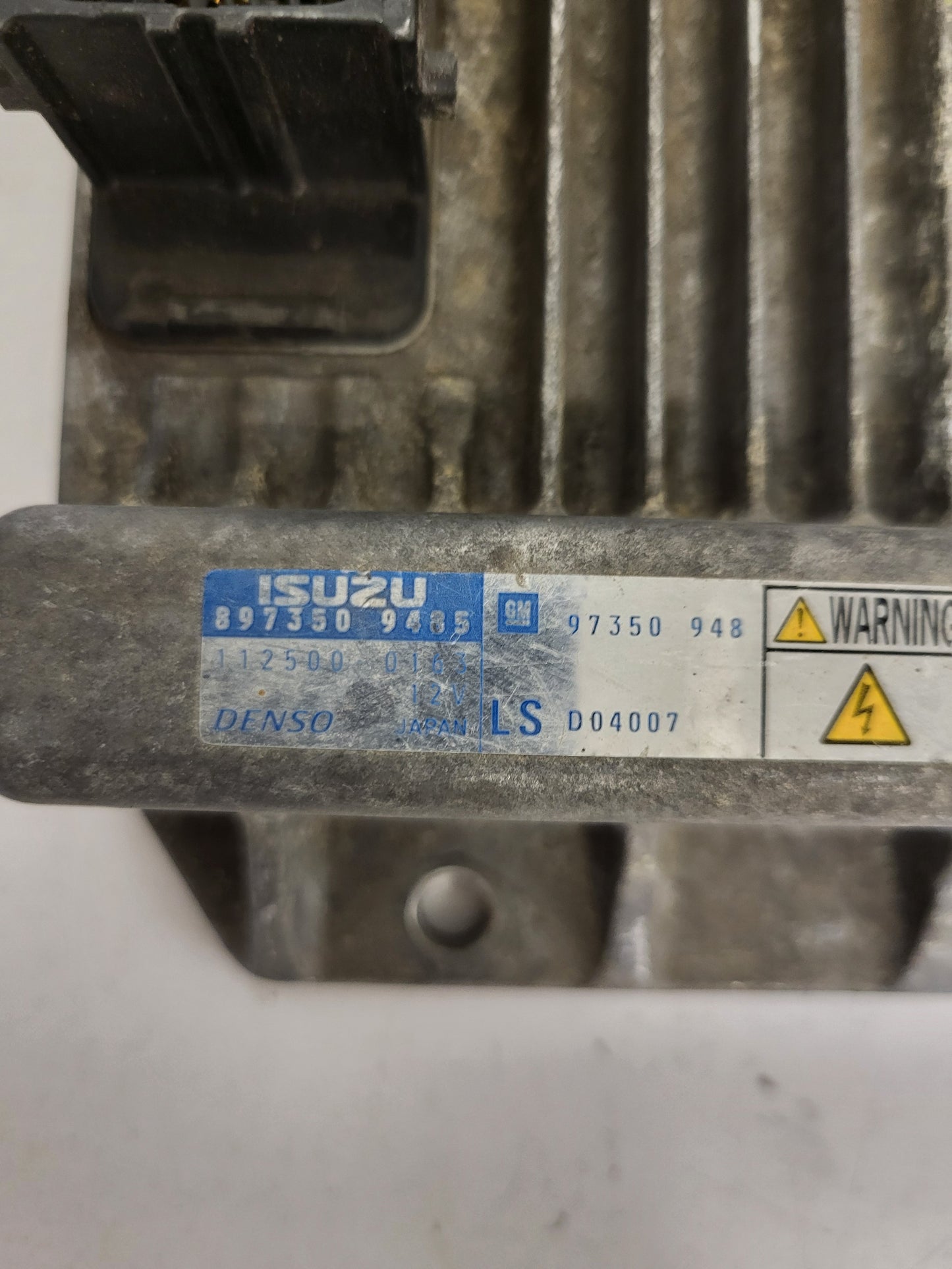 OPEL MERIVA ISUZU ECU / 1125000163 / 8973509485 / 97350948 / DENSO