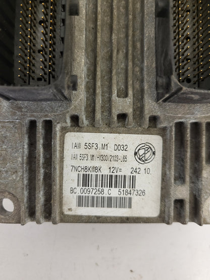 FIAT GRANDE PUNTO ECU / IAW 5SF3.M1 / 51847326 / HW300 / MAGNETI MARELLI