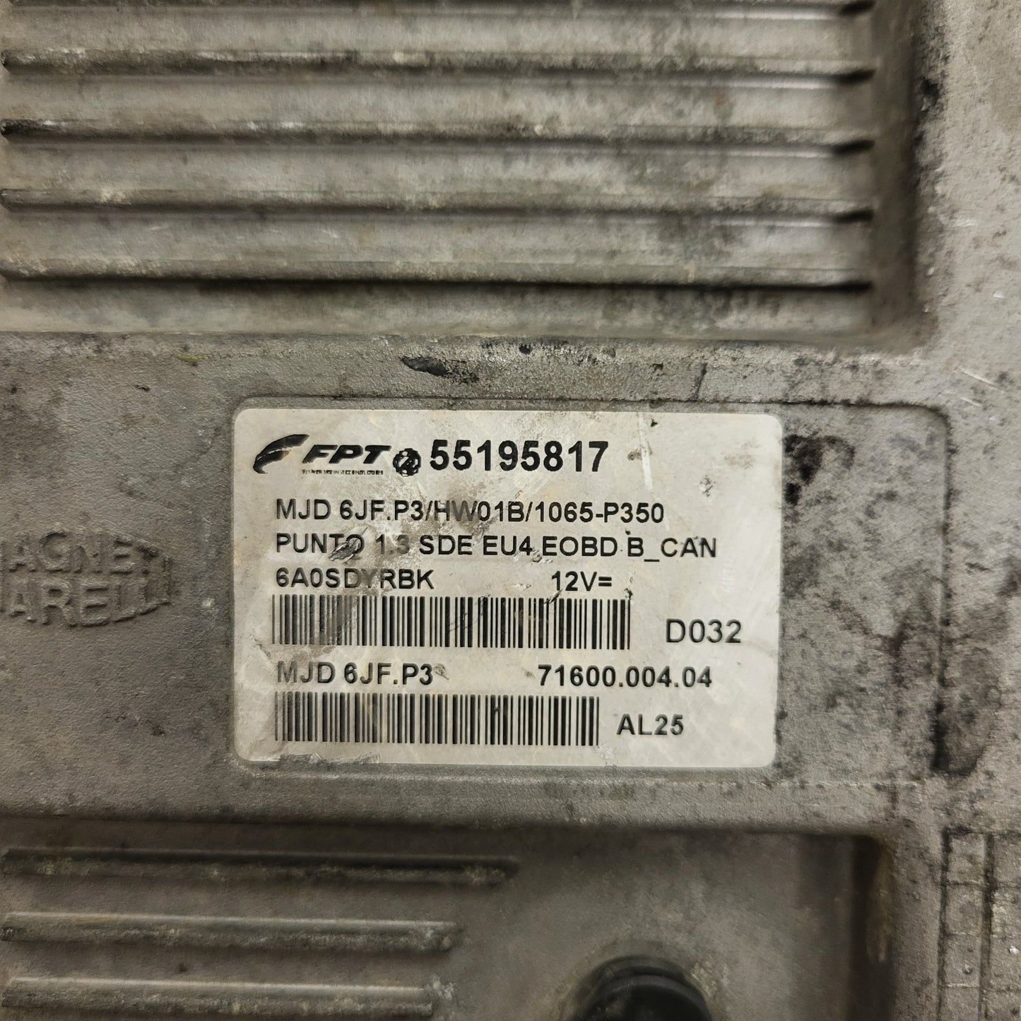 Fiat Punto ECU / MJD 6JF.P3 / 55195817 / HW01B / 71600.004.04 / MAGNETI MARELLI