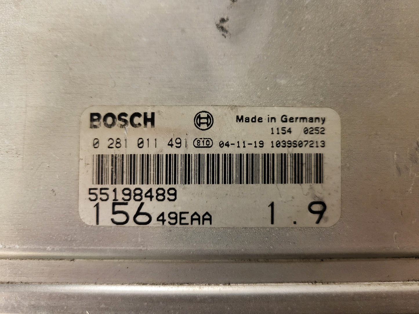 ALFA ROMEO 156 ECU / 0281011491 / 55198489 / BOSCH