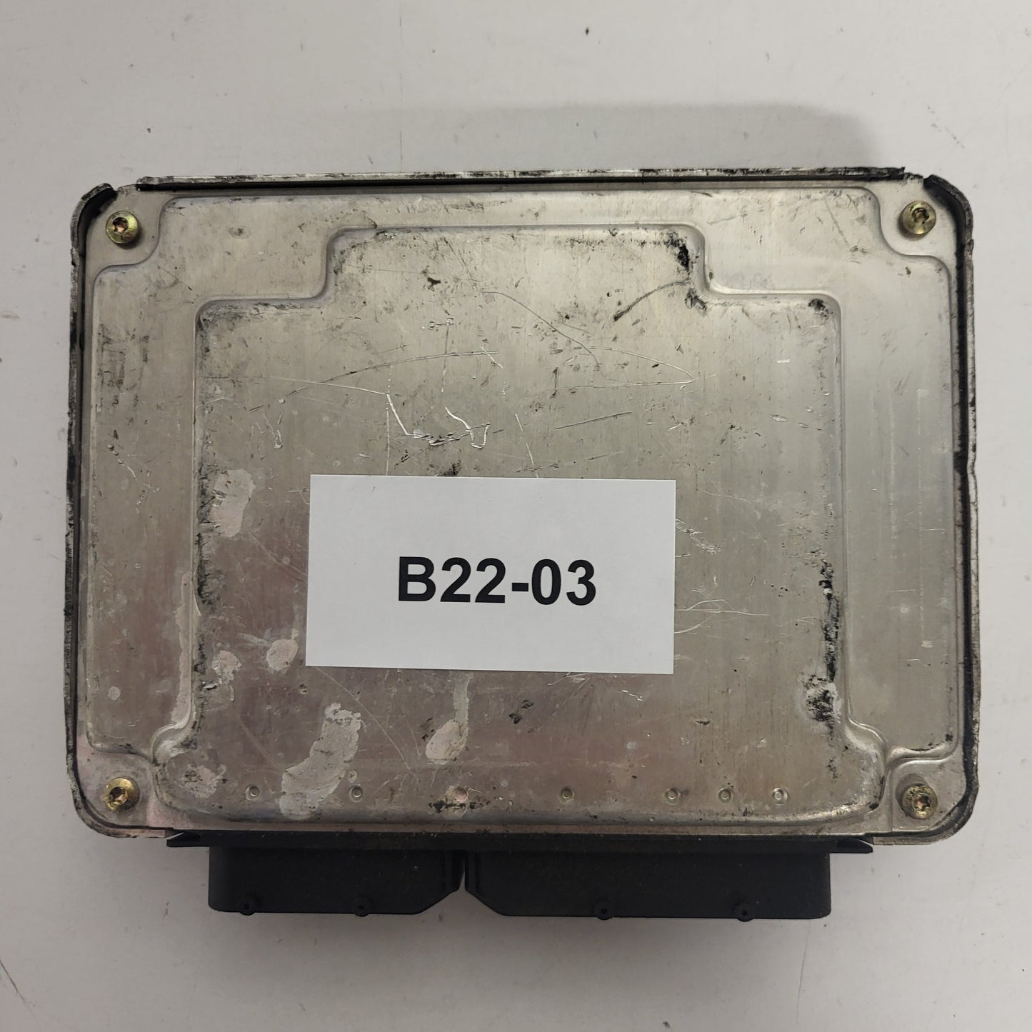 VW SKODA VAG ECU / 038906019CD / 0281010218 / 038906019 / BOSCH
