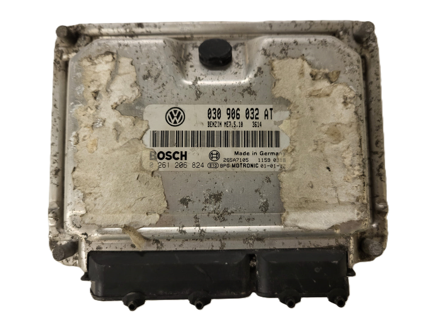 VW SEAT ECU / 030906032AT / 0261206824 / ME7.5.10 / ME 7.5.10 / BOSCH