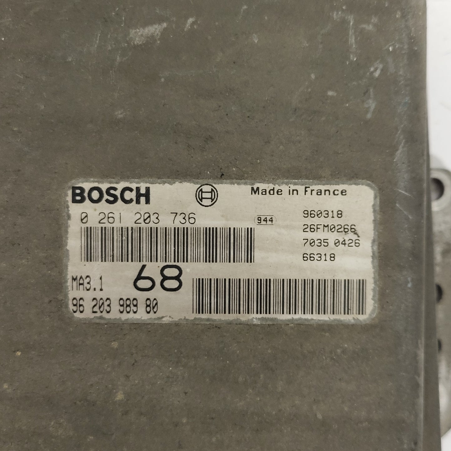 CITROEN SAXO ECU / 0261203736 / 9620398980 / MA3.1 / BOSCH