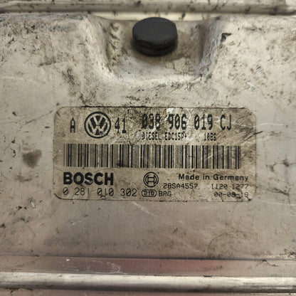 VW GOLF VAG ECU / 038906019CJ / 0281010302 / EDC15P+ / 28SA4557 / 038906019 - B22-16 - 2