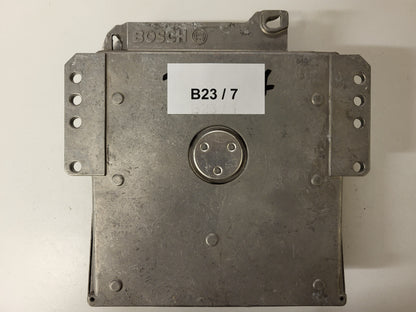 MERCEDES BENZ E W210 ECU / 0281001626 / A0225453732 / MSA 25.1 / 28SA3137 BOSCH