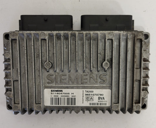 PEUGEOT 307 GEARBOX ECU / S118047505H / 9651070780 / TA2000 / BVA / SIEMENS