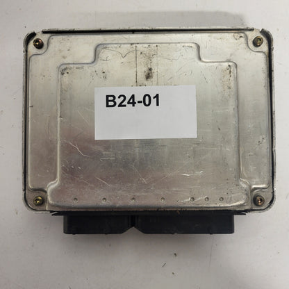 VW GOLF VAG ECU / 038906019CJ / 0281010302 / EDC15P+ / 28SA4557 / 038906019