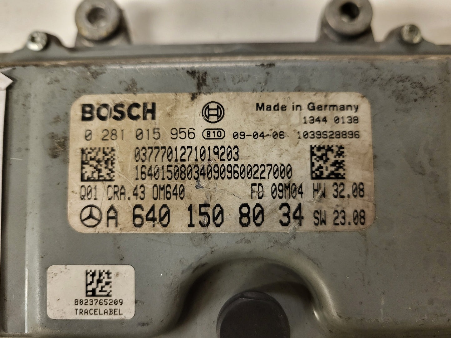 MERCEDES W169 W245 ECU / 0281015956 / A6401508034 / BOSCH