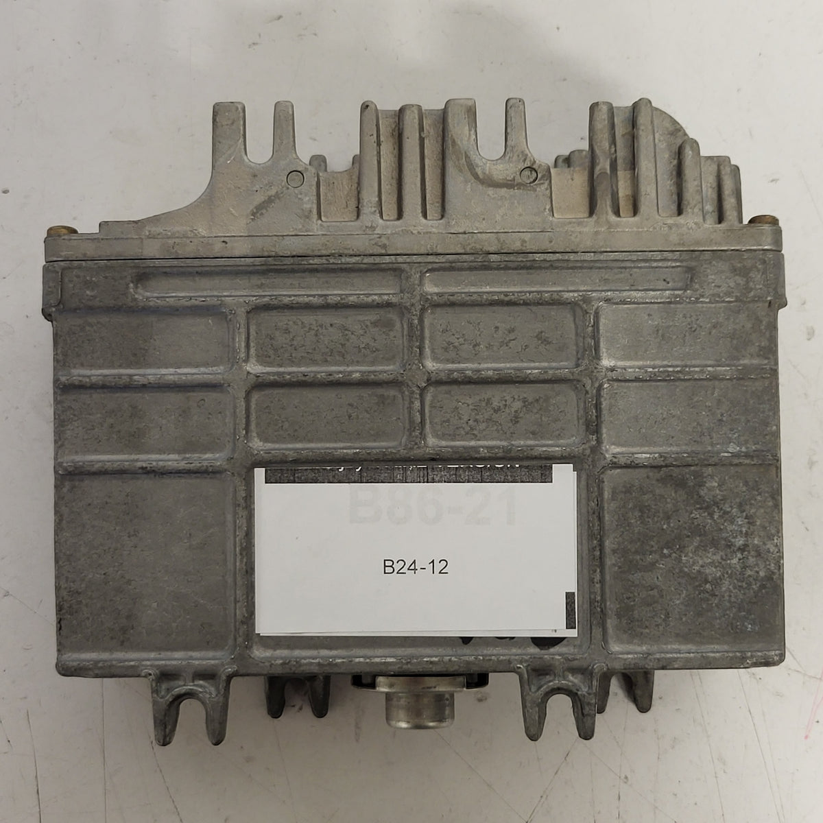 VW LUPO POLO AROSA ECU / 030906027E / 0261203932 / BOSCH - B24-12 - 3