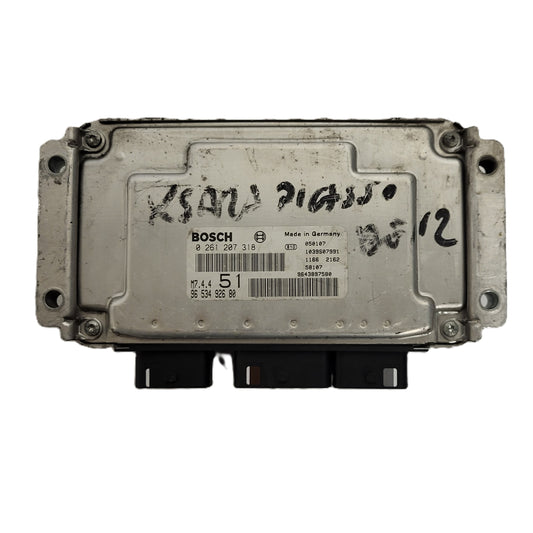 Citroen Xsara ECU / 0261207318 / 9653492680 / 9643897580 / M7.4.4 / BOSCH