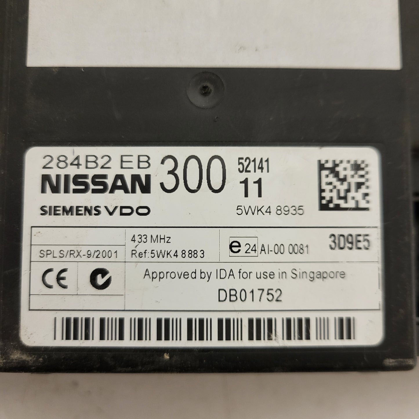 NISSAN NAVARA PATHFINDER ECU BODY COMPUTER MODULE / DB01752 / 5WK48935