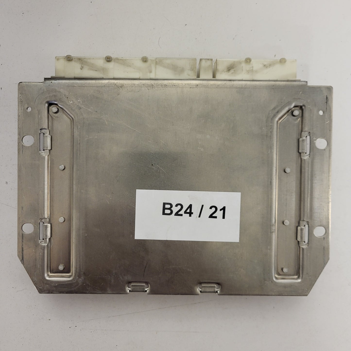 MERCDES BENZ ECU / 1685451332 / 0265109619 / BOSCH / ESP HBA