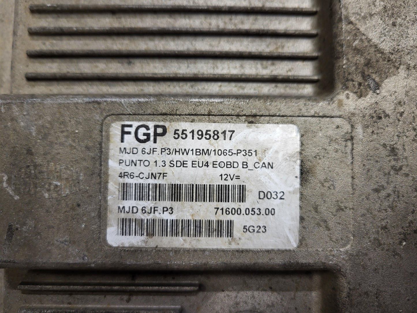FIAT PUNTO ECU / MJD 6JF.P3 / 55195817 / HW1BM / 71600.053.00 / MAGNETI MARELLI