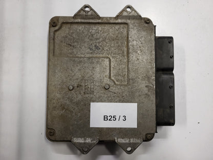 FIAT PUNTO ECU / MJD 6JF.P3 / 55195817 / HW1BM / 71600.053.00 / MAGNETI MARELLI