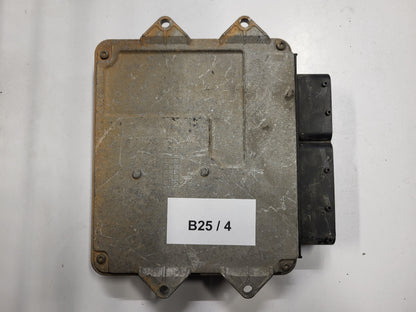 FIAT PUNTO ECU / MJD 6JF.P3 / 55195817 / HW1BM / 71600.053.00 / MAGNETI MARELLI