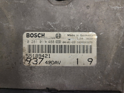 ALFA ROMEO 147 1.9 JTD ECU / 0281011488 / 55189421 / BOSCH