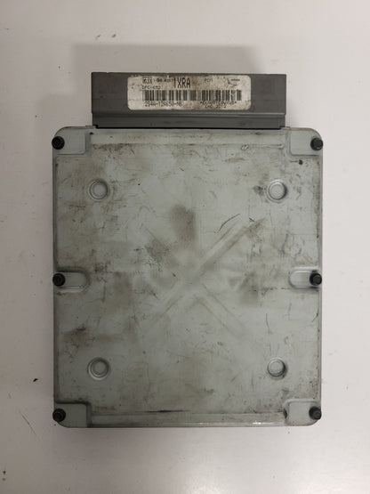 FORD FOCUS ECU / 2S4A-12A650-NB / 1XRA / DPC-653 / PCM VISTEON