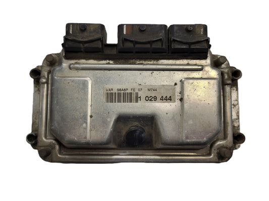 Peugeot Citroen ECU / 0261206246 / M7.4.4 / 9637838780 / BOSCH