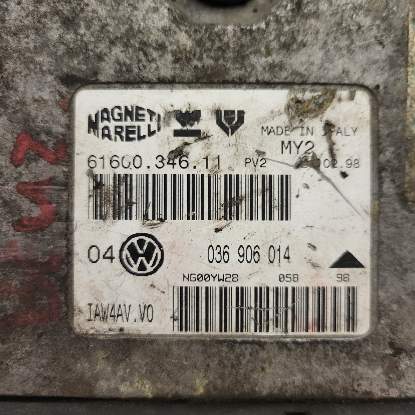 VW GOLF 4 ECU / 036906014 / 61600.346.11 / IAW 4AV.V0 / MAGNETI MARELLI