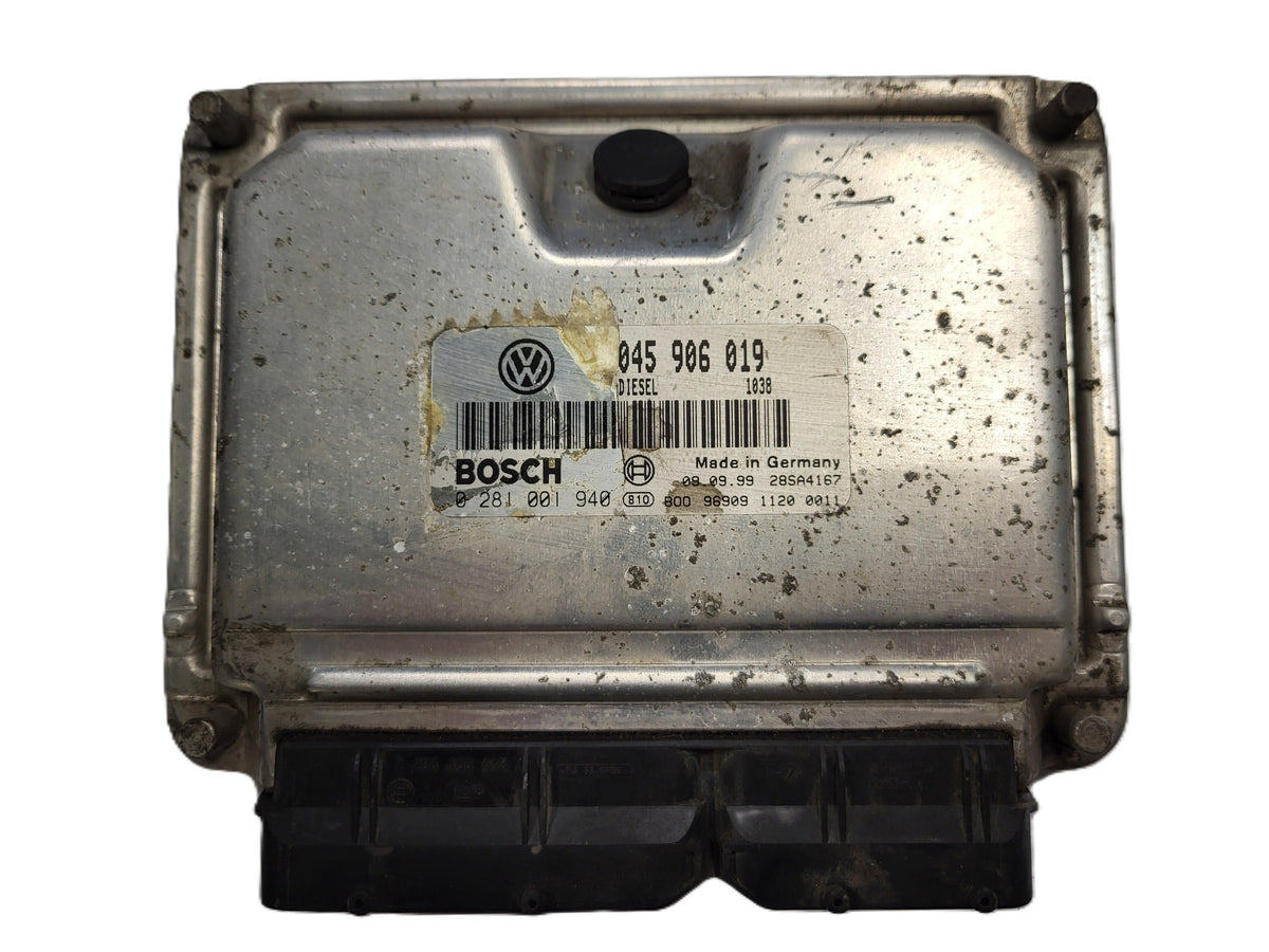 VW SEAT POLO ECU / EDC15P+ / 045906019 / 0281001940 / BOSCH - B27-15 - 1