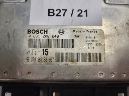 Peugeot Citroen ECU / 0261206246 / M7.4.4 / 9637838780 / BOSCH