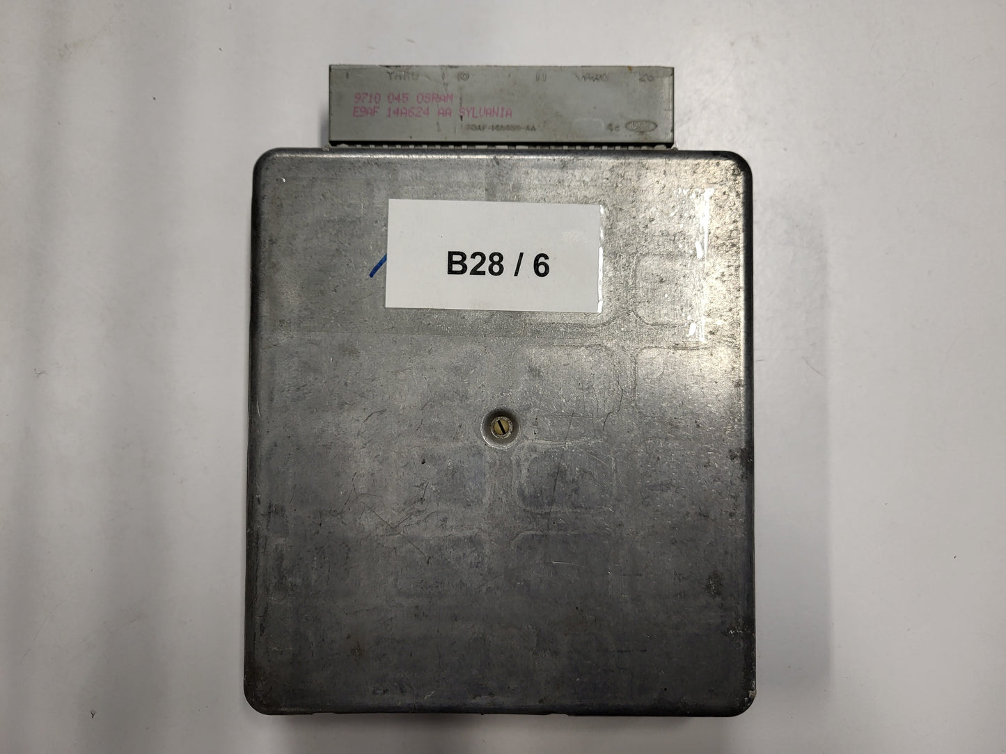 Ford ECU / 98FB-12A650-PA / LPE-627 / SLOB / 98FB12A650PA / EEC-V