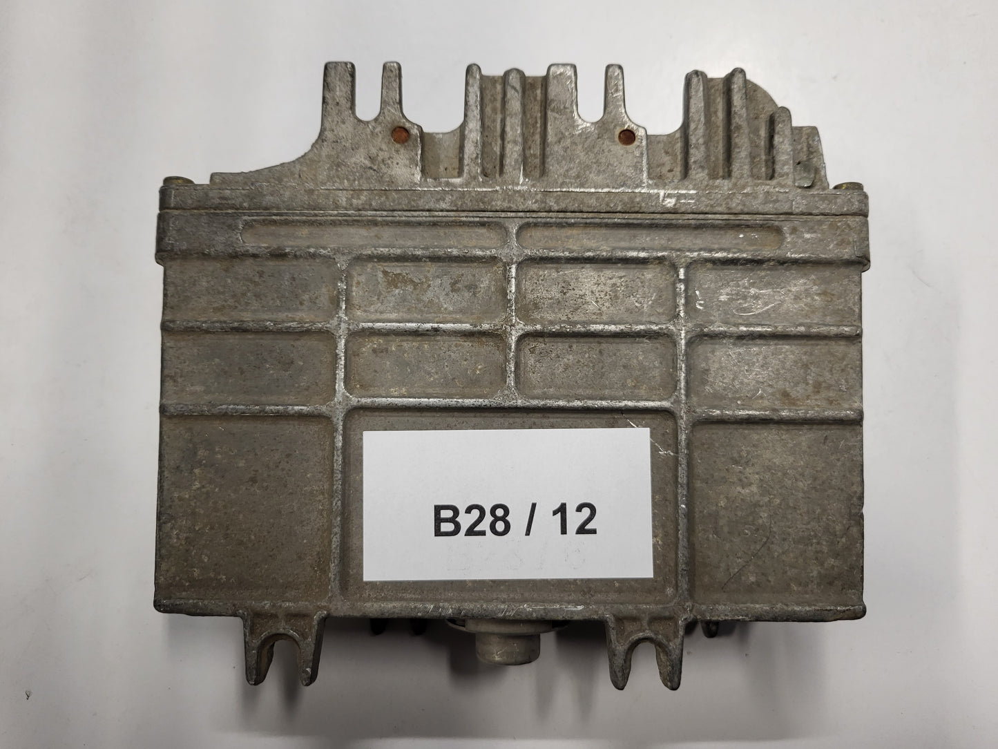 VW SEAT ECU / 6K0906027J / 0261204844 / BOSCH