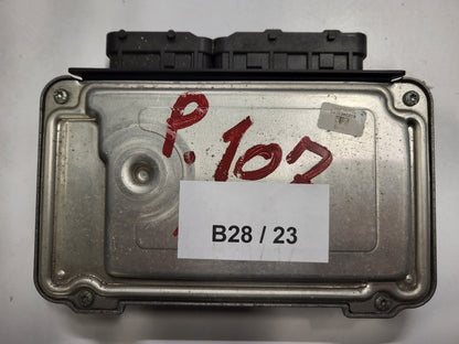 VW FOX ECU / 03D906033H / 5WP40309 02 / SIMOS 3PG / SIMENES