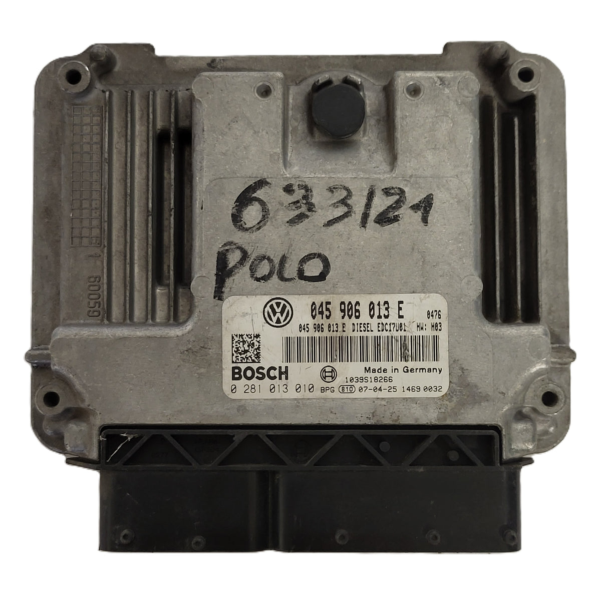 VW POLO ECU / 03G906013E / 0281013010 / EDC17U01 / BOSCH - B28-24 - 1