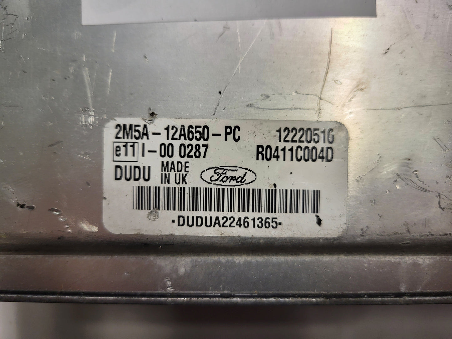 Ford Focus 1.8 TDCI ECU / 2M5A-12A650-PC / 12220510 / R0411C004D / DUDU / DELPHI